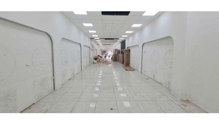 Cho thuê nhà Mặt Tiền Âu Cơ 225m² - KHU CỰC SẦM UẤT